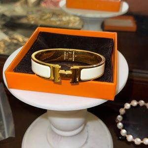 Hermes clic bracelet cream white